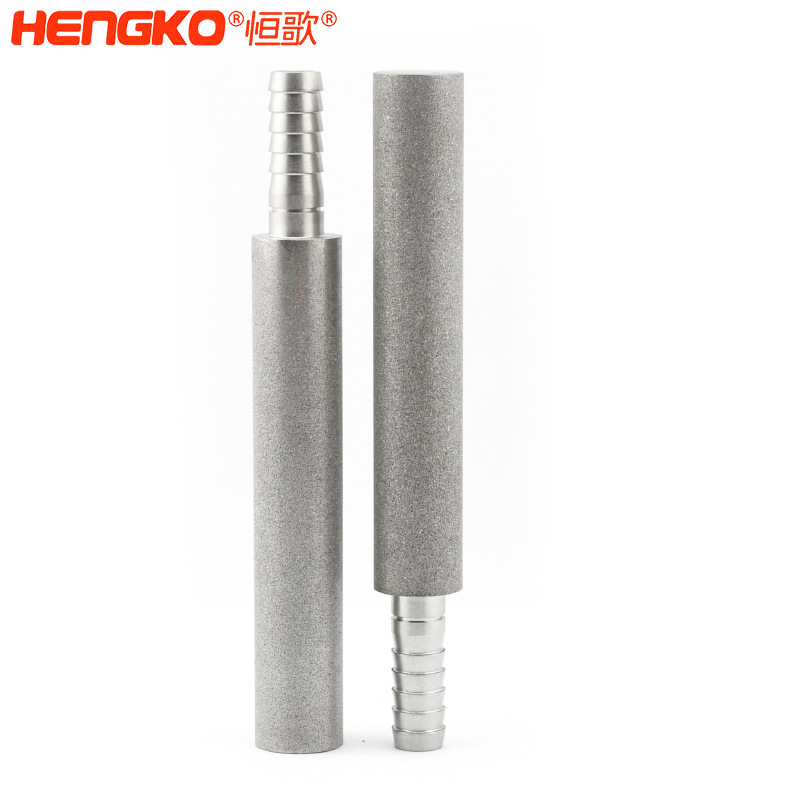 不銹鋼粉末燒結曝氣頭擴散器孔隙率高流通速度快,用于臭氧發(fā)生器